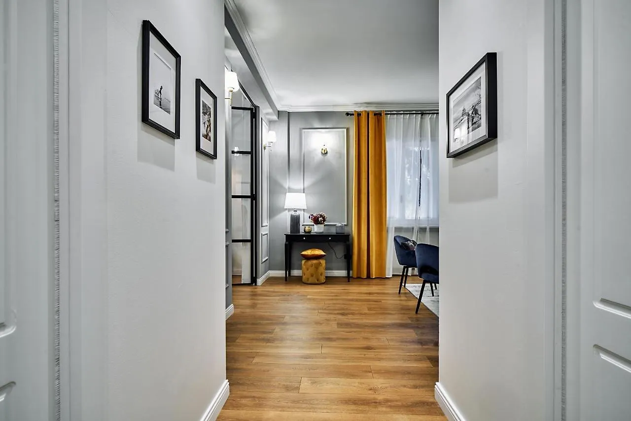 Chiclife Lilienblum Chic - Borgo Santa Caterina Apartment Bergamo