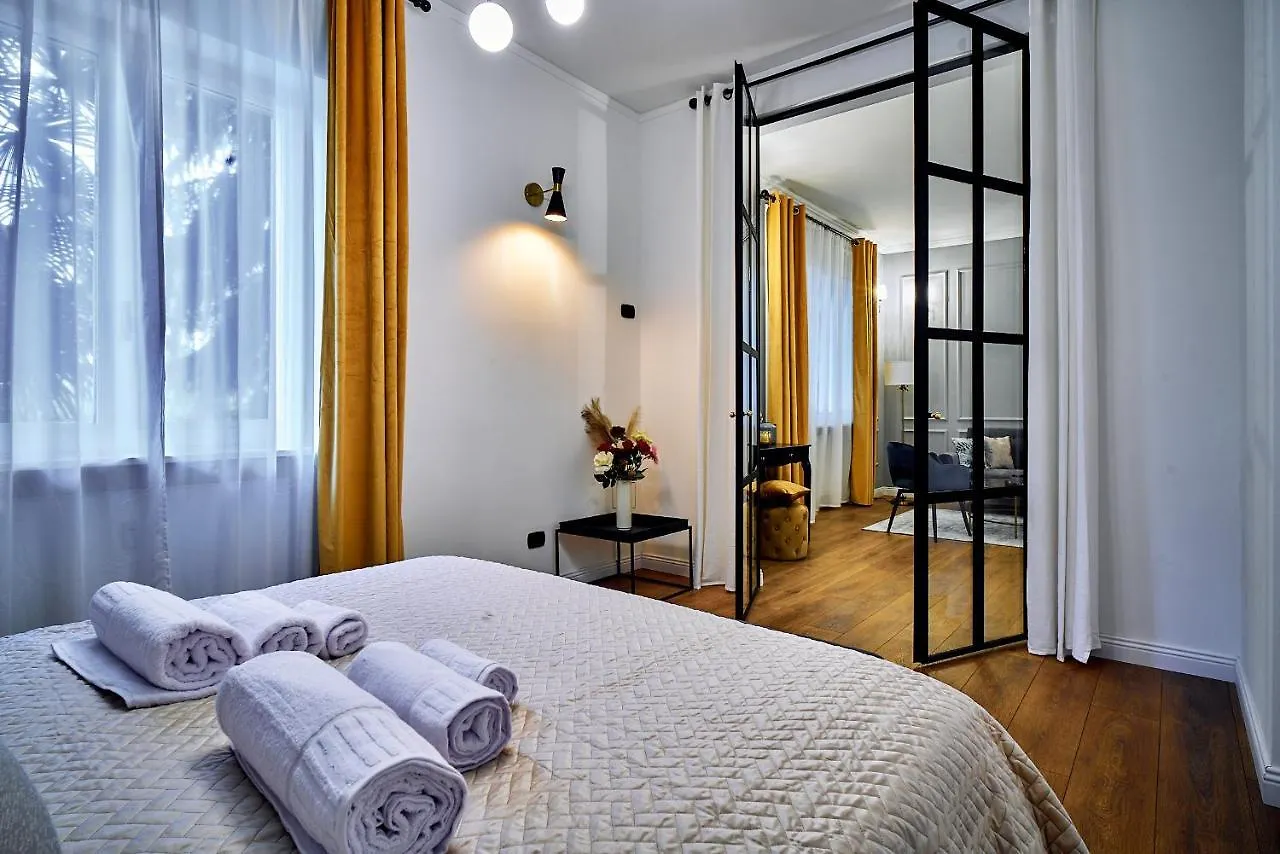 Chiclife Lilienblum Chic - Borgo Santa Caterina Apartment Bergamo