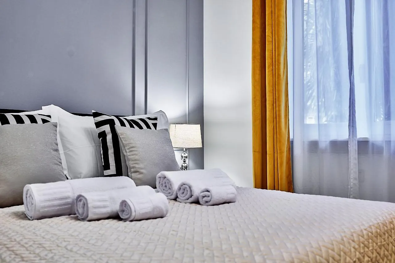 Chiclife Lilienblum Chic - Borgo Santa Caterina Apartment Bergamo